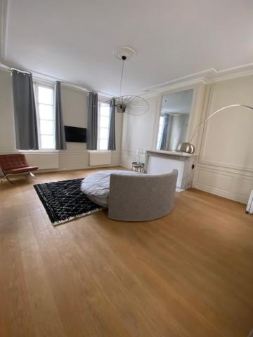 Appartement Victor Hugo อาเมียงส์ ภายนอก รูปภาพ