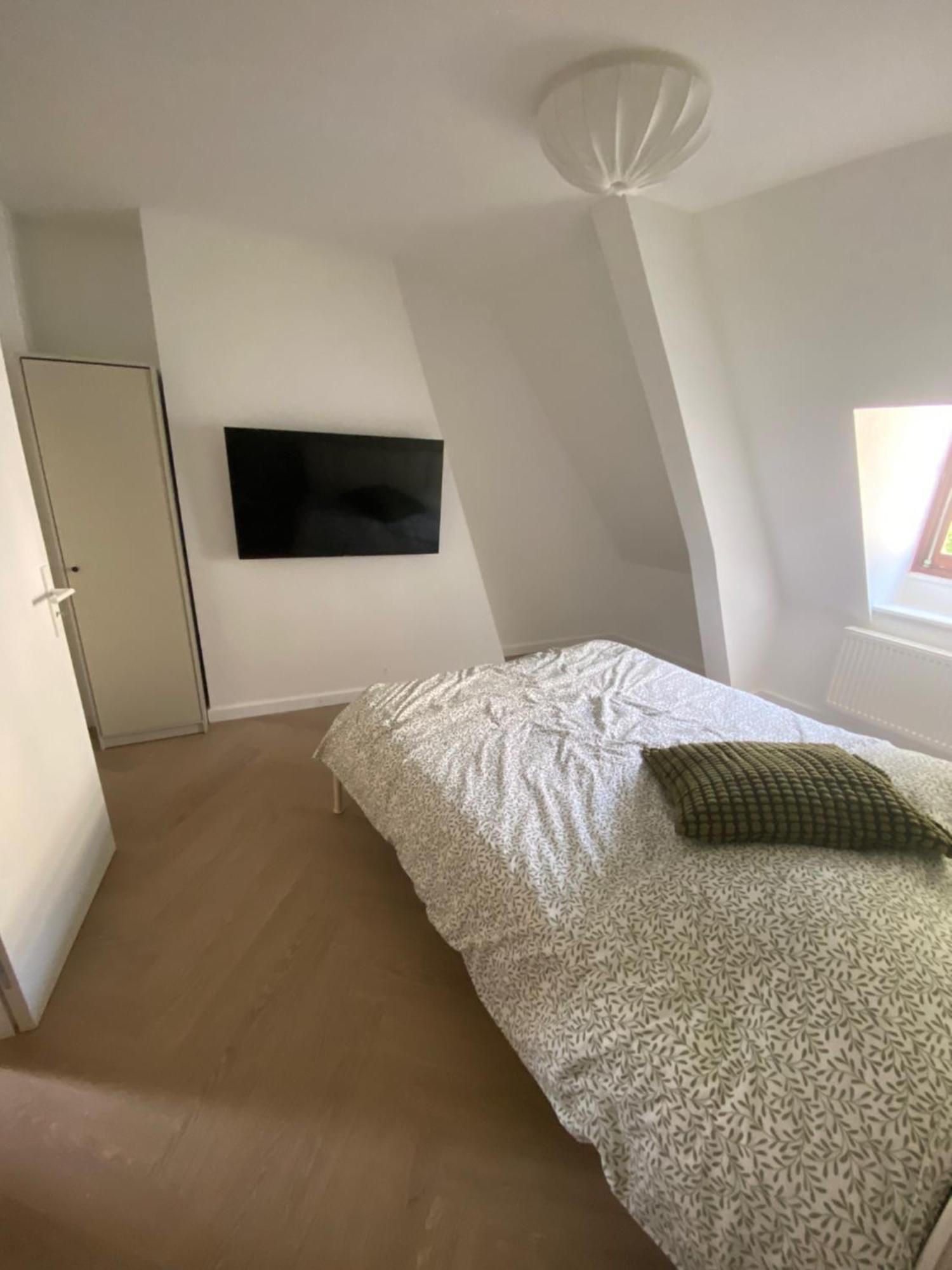 Appartement Victor Hugo อาเมียงส์ ภายนอก รูปภาพ